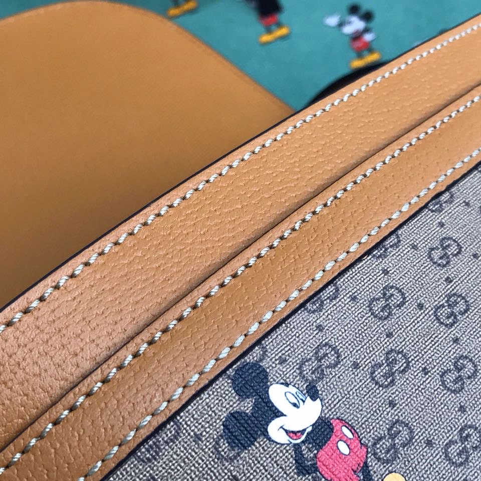 Gvc*1 Horsebit SHOULDER BAG