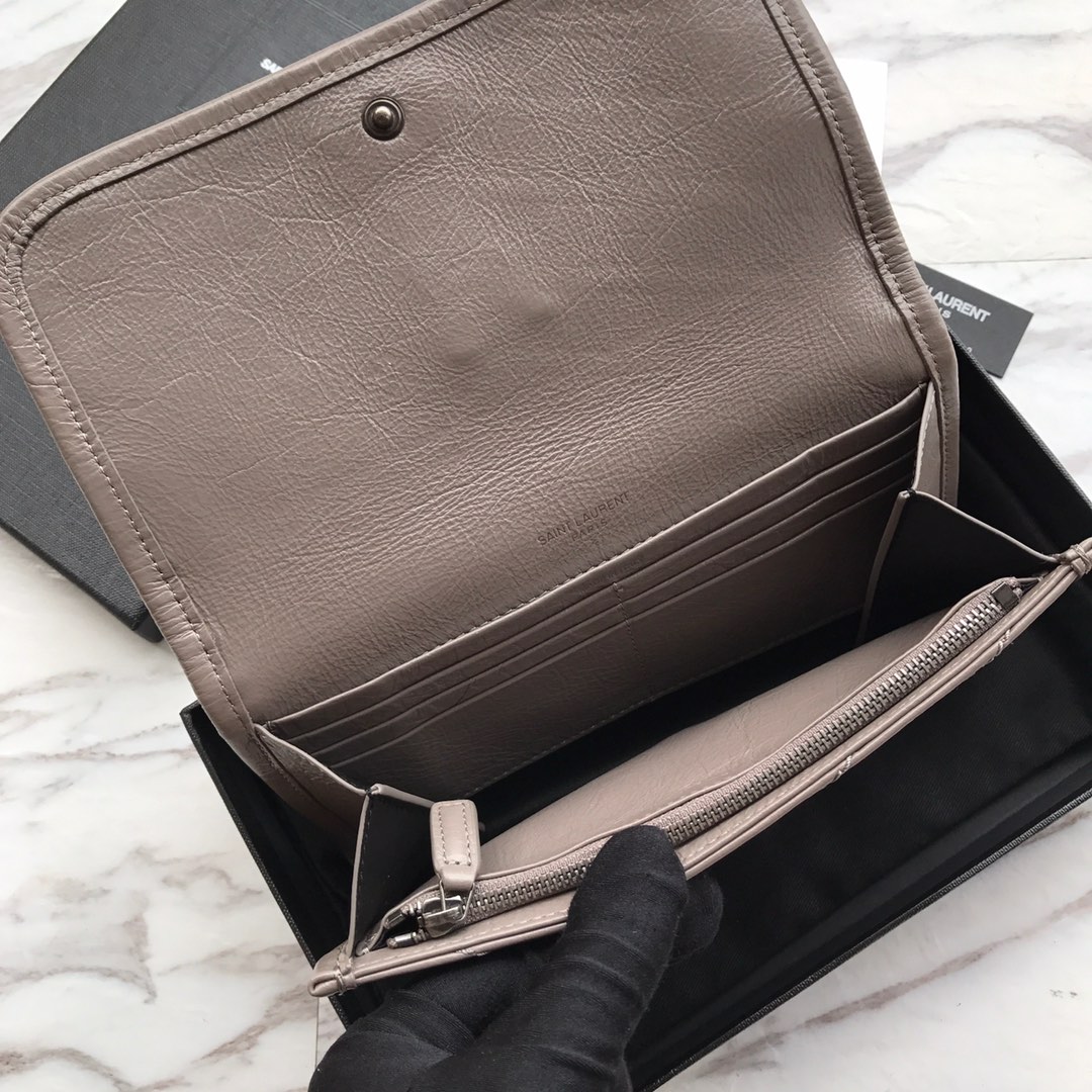 Y51 NIKI WALLET