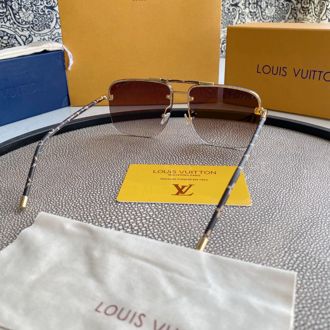 aviator sunglasses