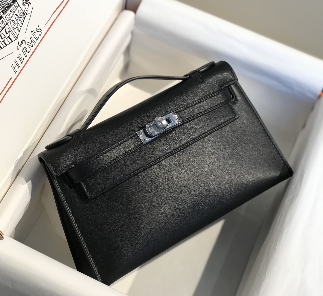 H**me5 Kelly Pochette