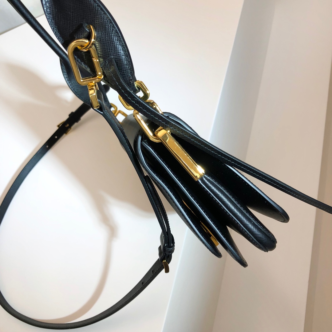 Sybille Leather bag