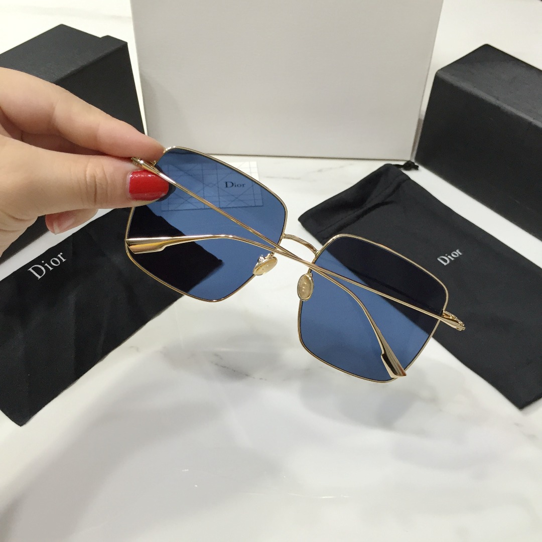 Stellaire Square Sunglasses
