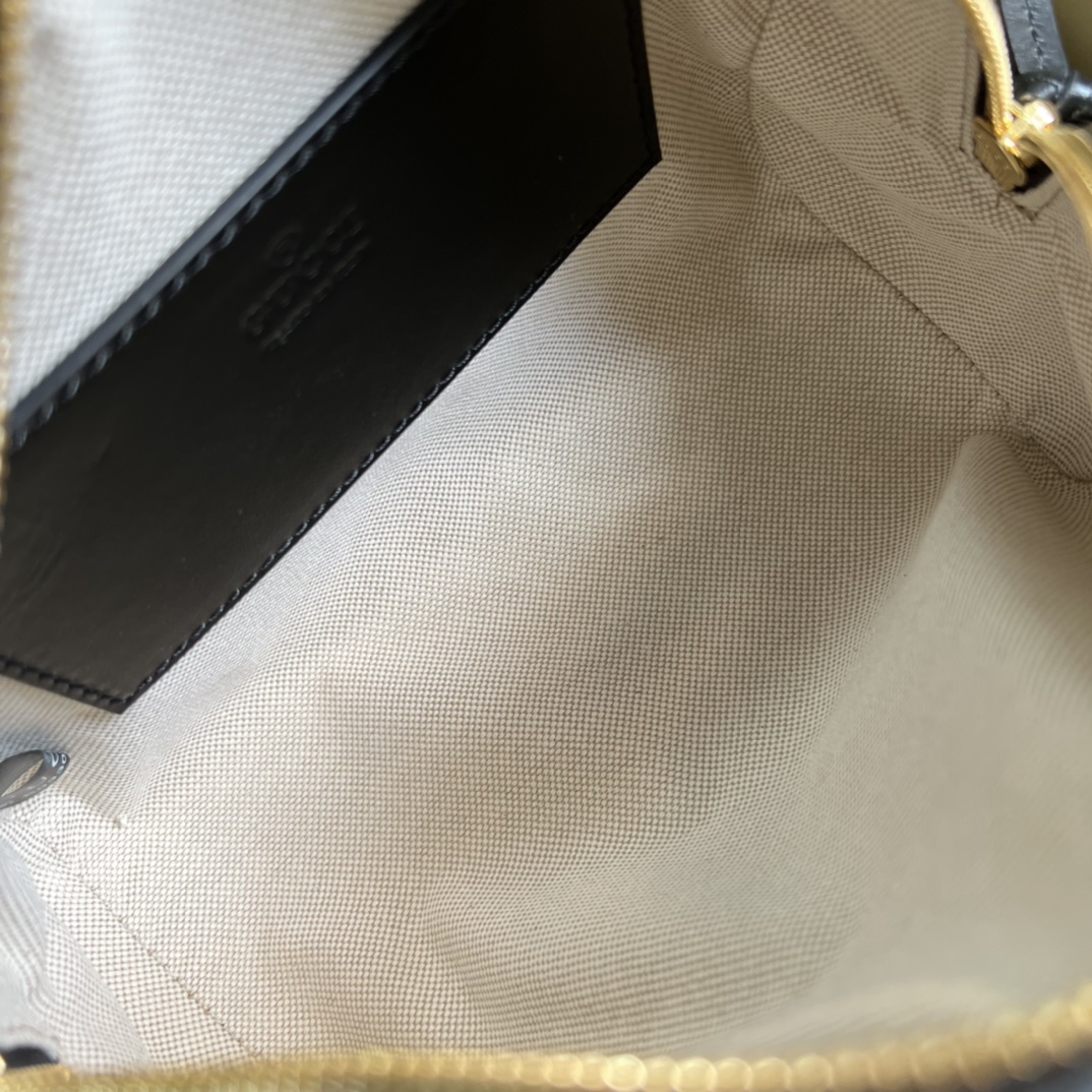 GG Matelassé leather mini bag