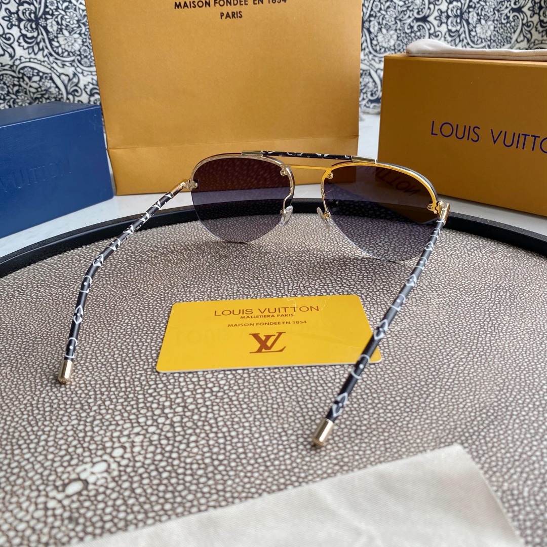 L0vis Vvtt0n CLOCKWISE CANVAS SUNGLASSES