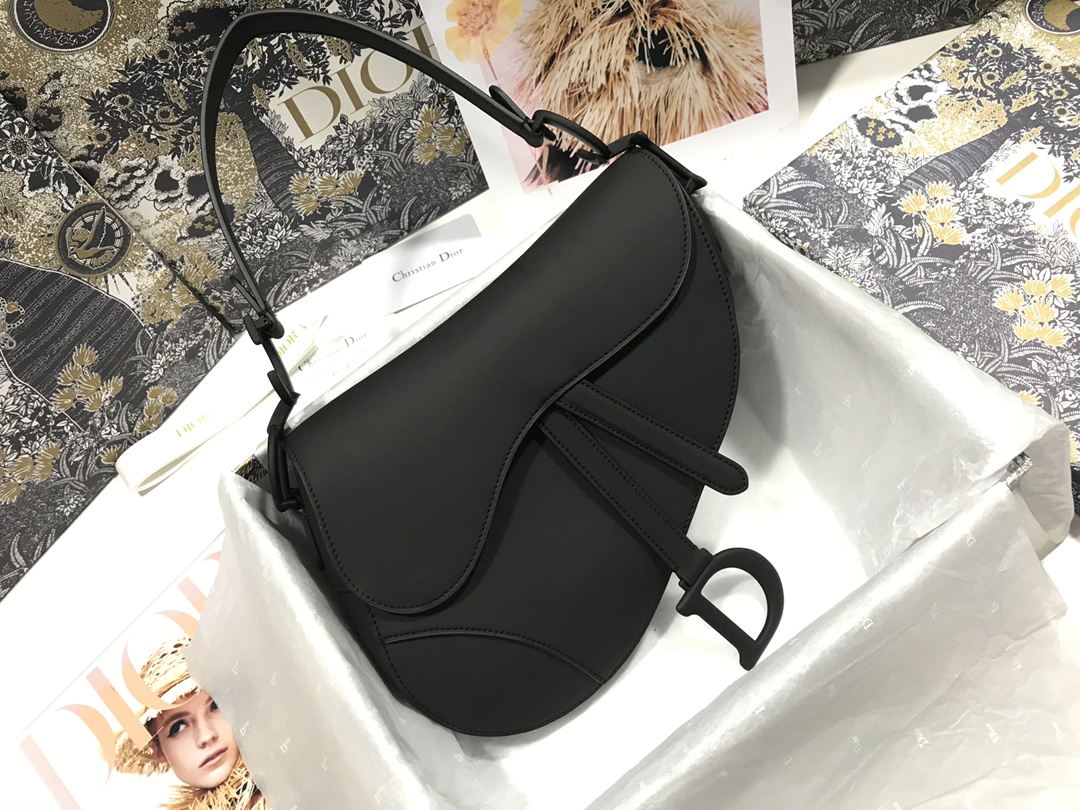 D10r Saddle Bag