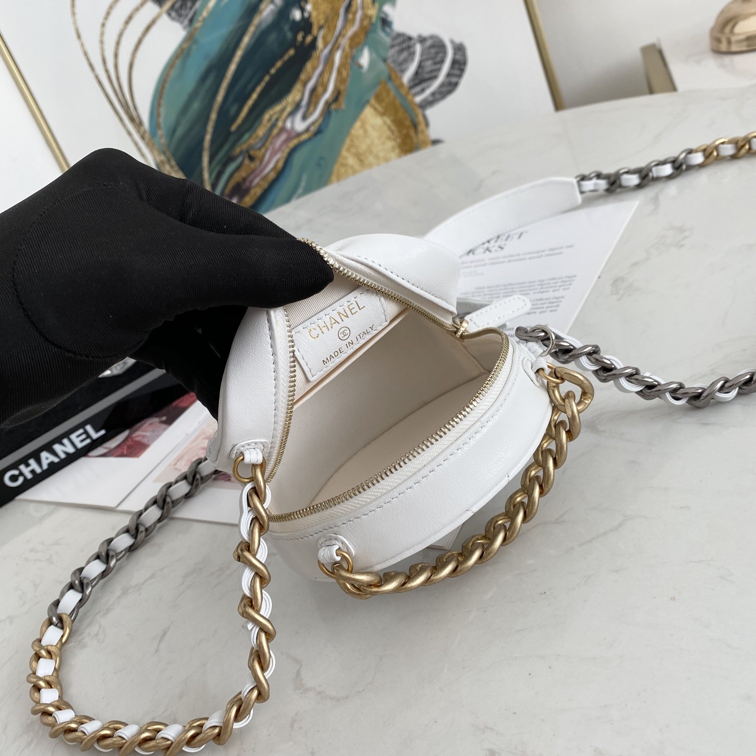 Ch**el 19 CLUTCH WITH CHAIN