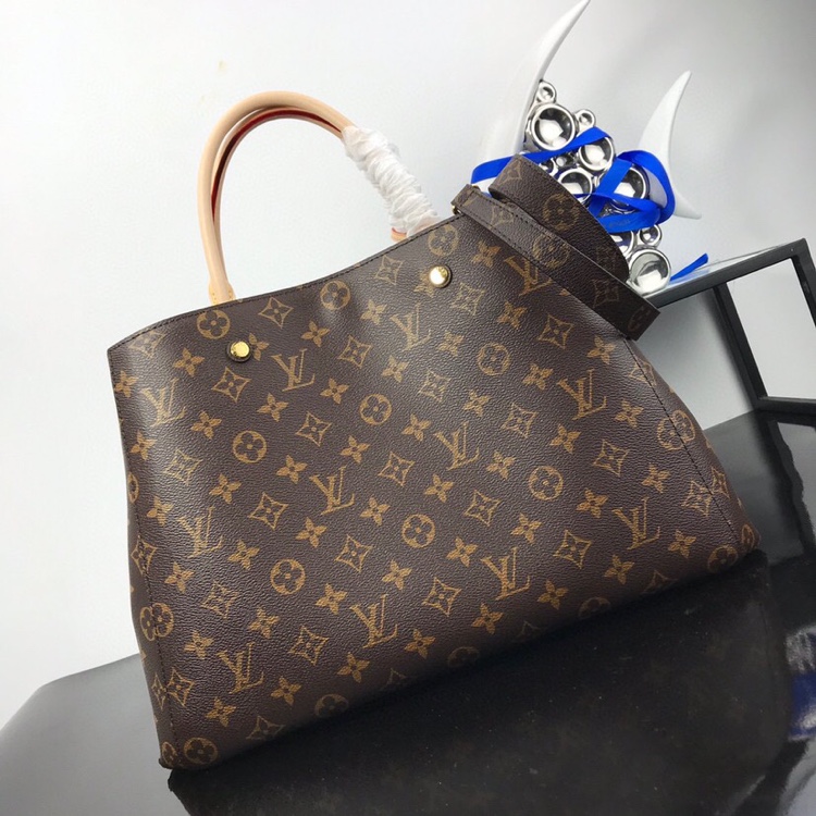 L0vis Vvtt0n Monogram Montaigne GM