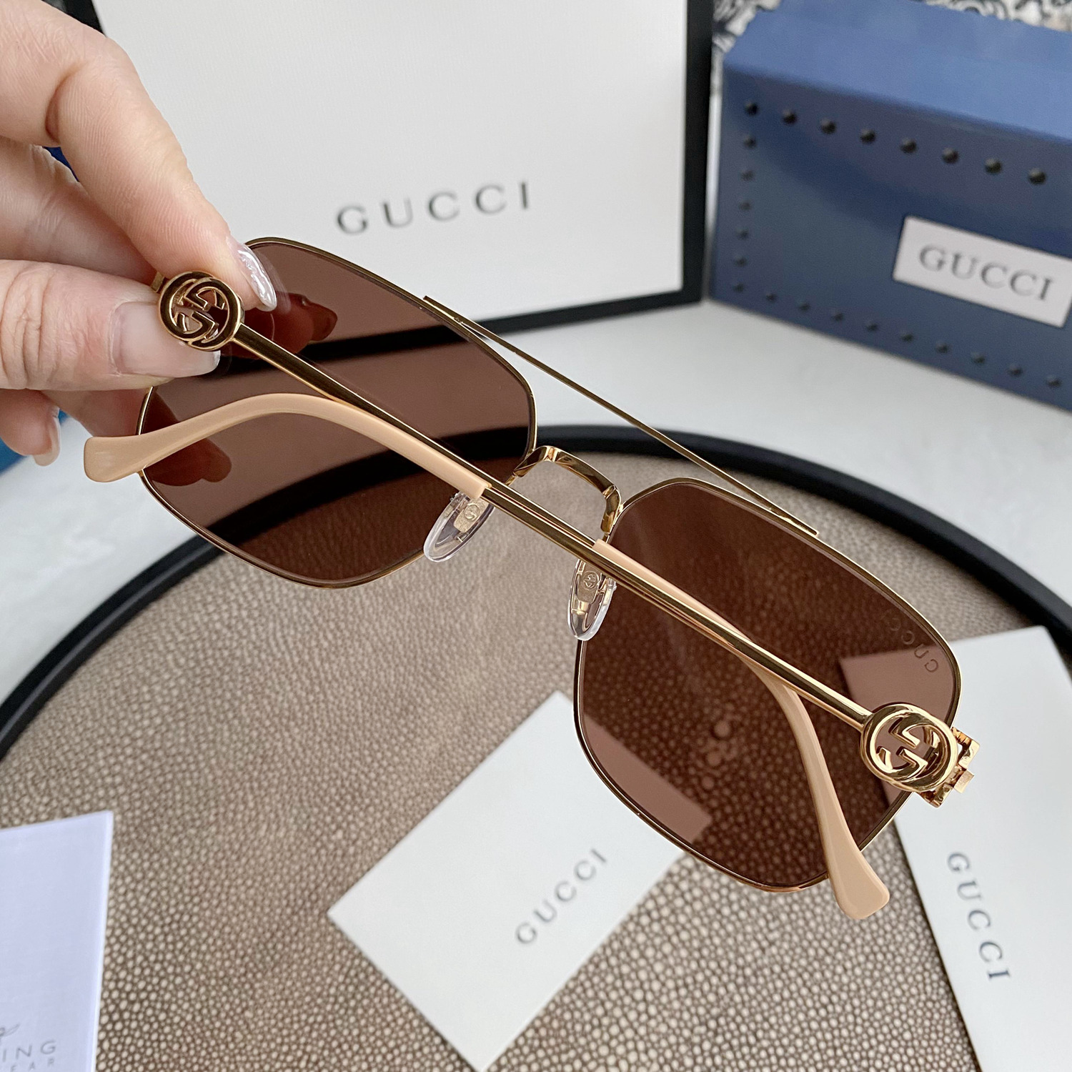 NAVIGATOR FRAME SUNGLASSES