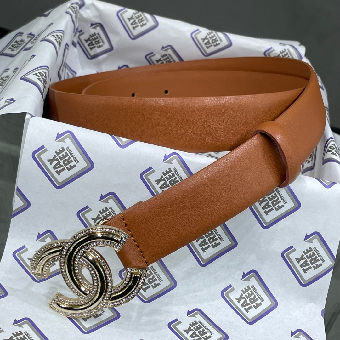 Ch**el Red Patent Leather CC Logo Belt