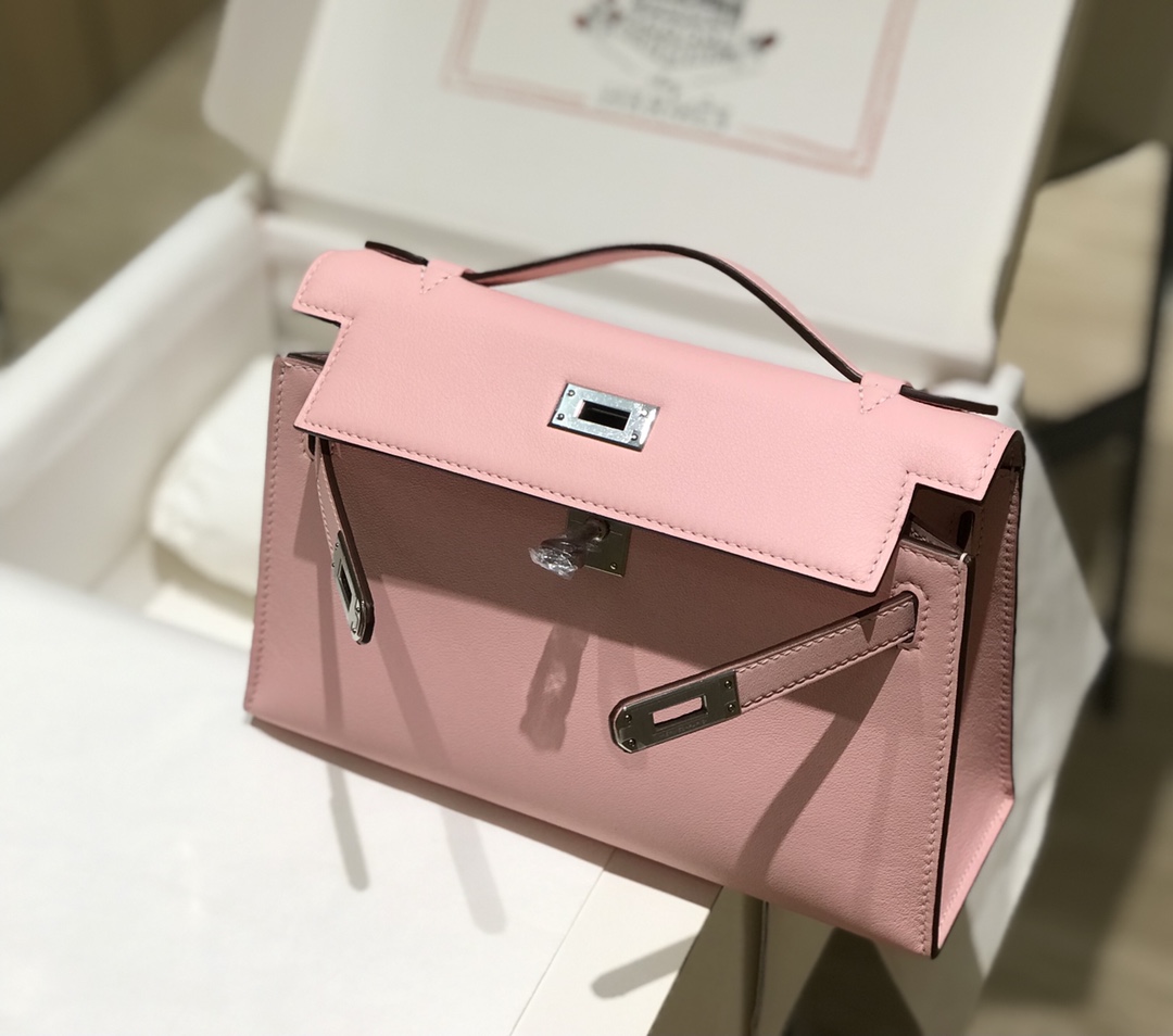 H**me5 Kelly Pochette