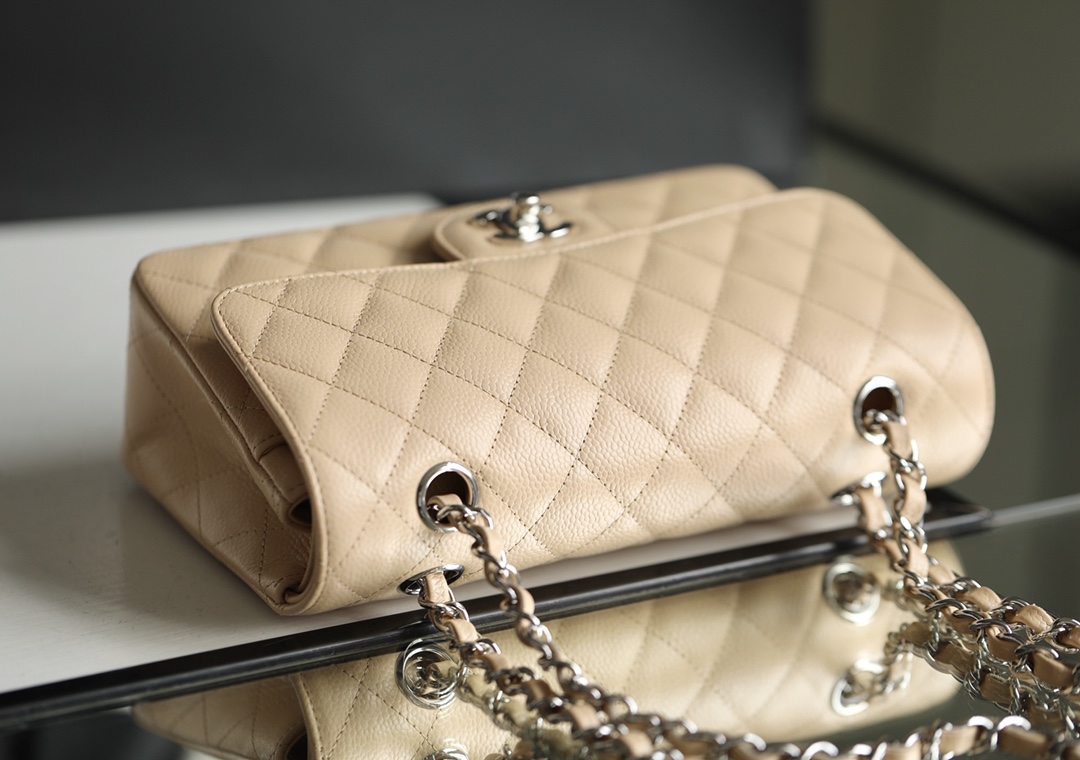 Ch**el small classic flap bag