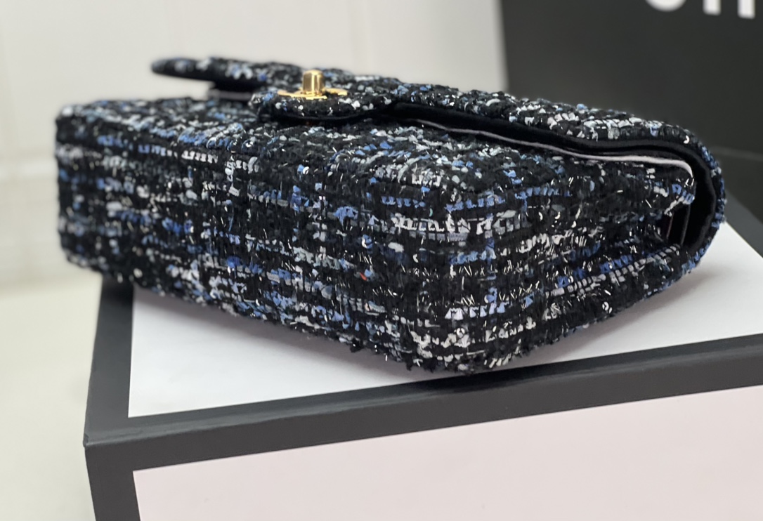 CLASSIC FLAP BAG