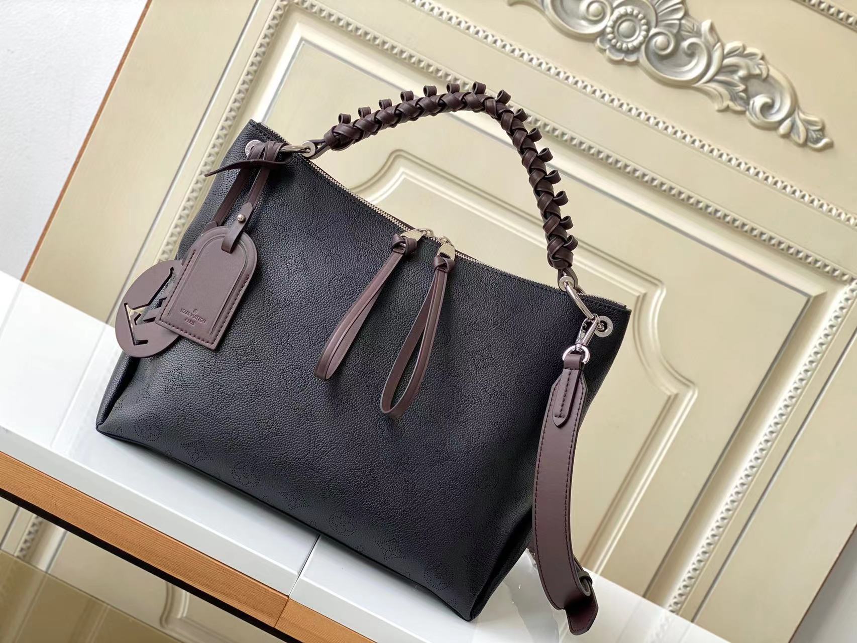 BEAUBOURG HOBO MM