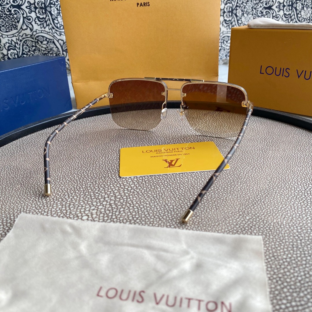 aviator sunglasses