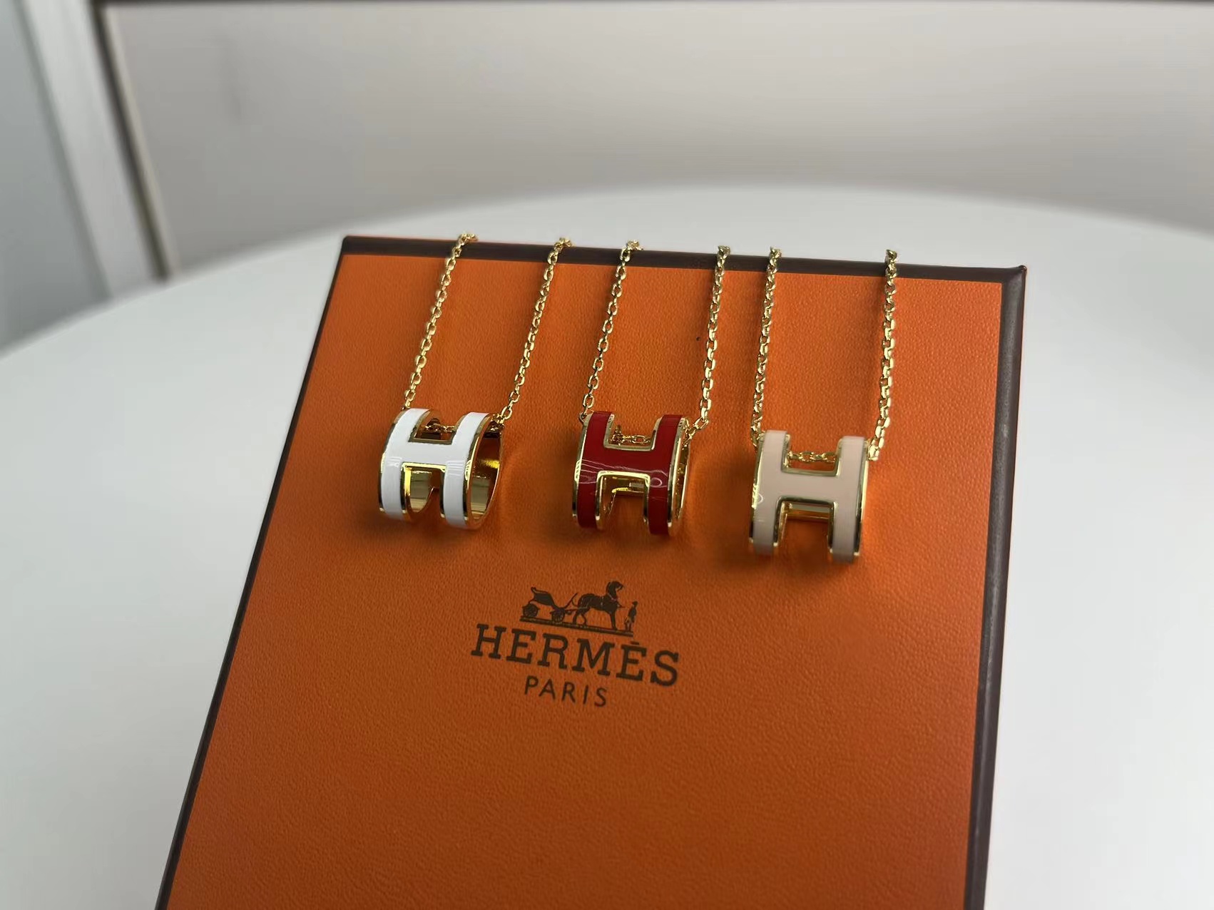 H**me5 Mini Pop H Pendant