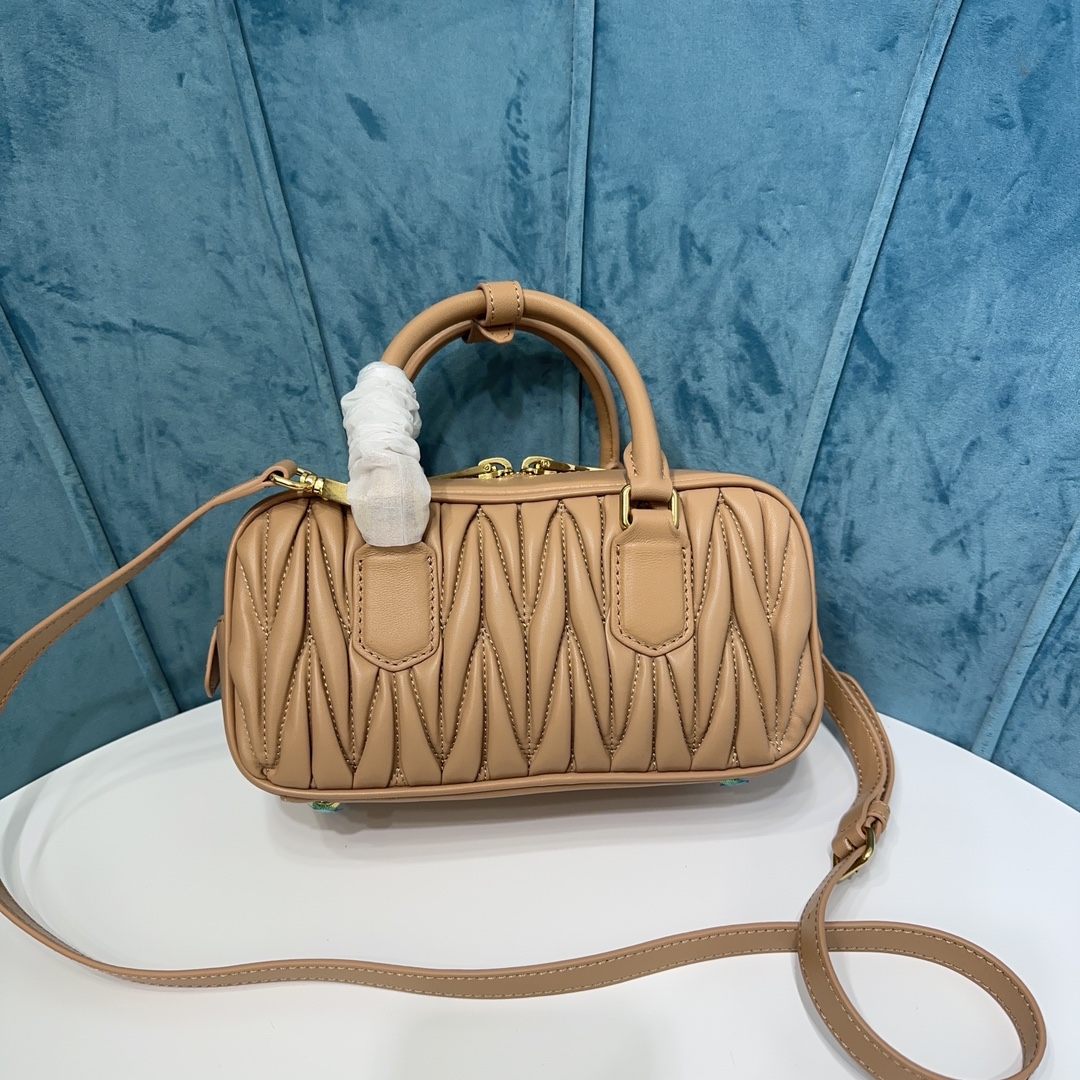 Matelassé Soft bag