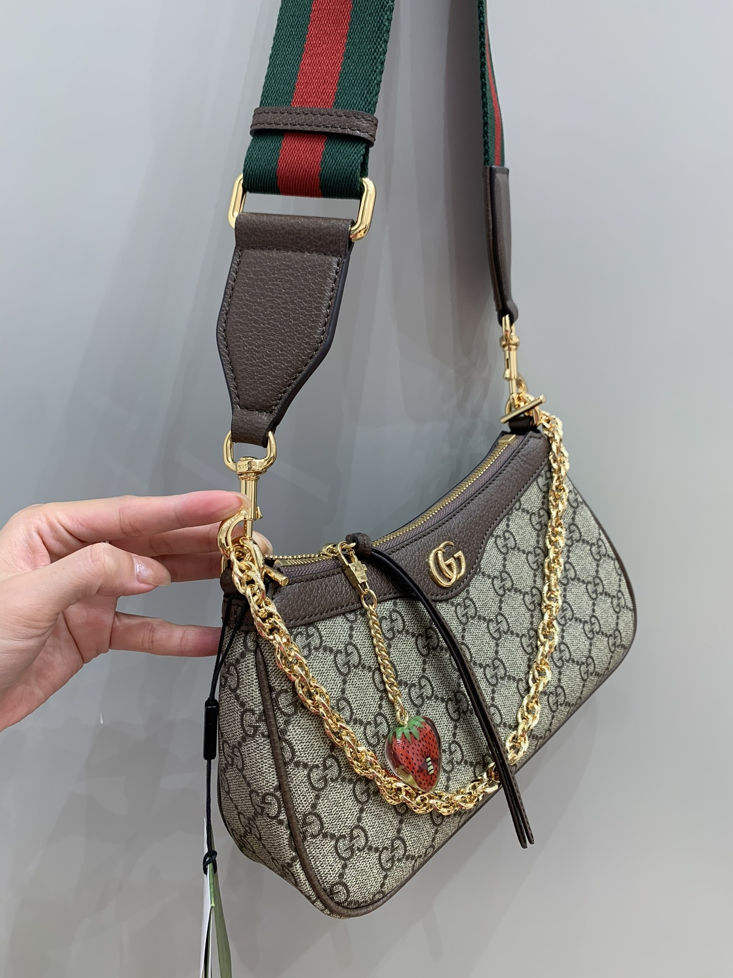 Ophidia shoulder bag