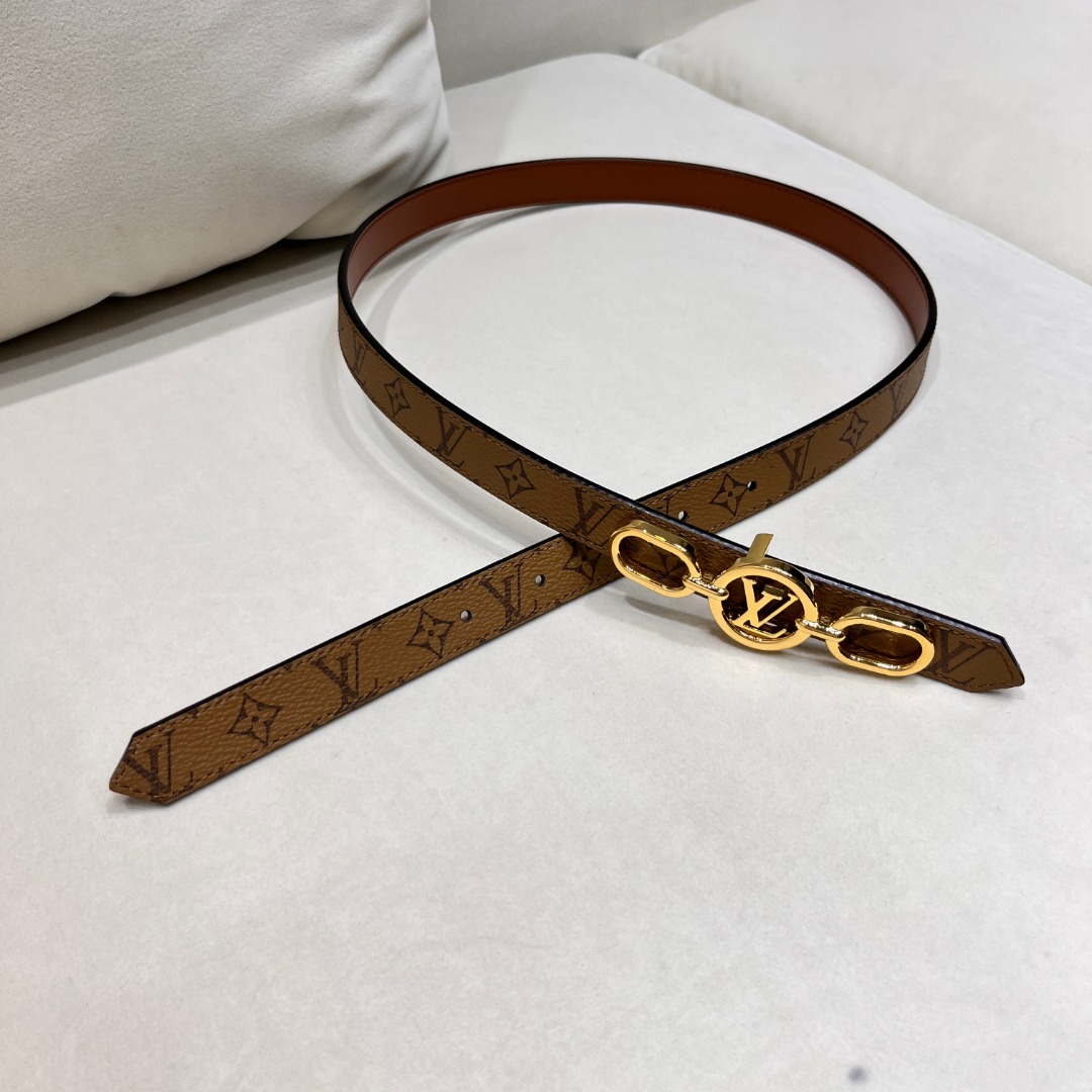 LV D1am0nd Plug Outlet