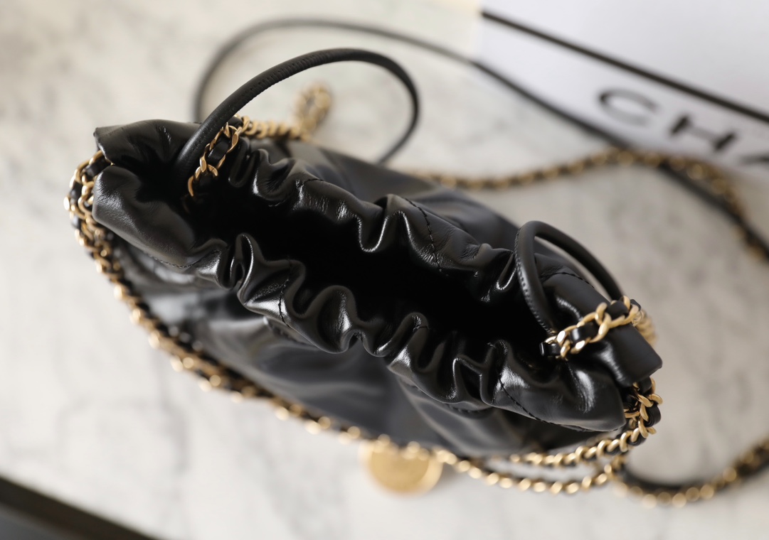 Ch**el 22 mini bag