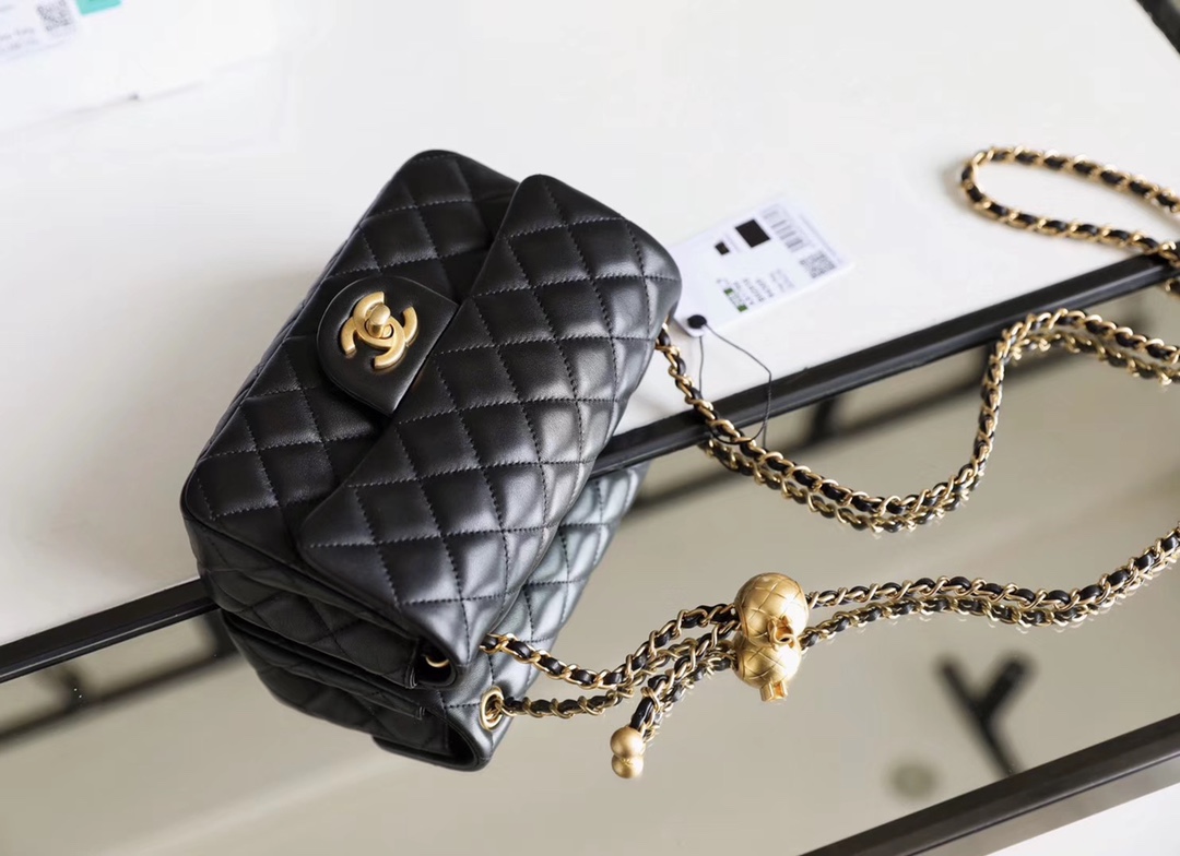 Ch**el classic flap mini with golden ball