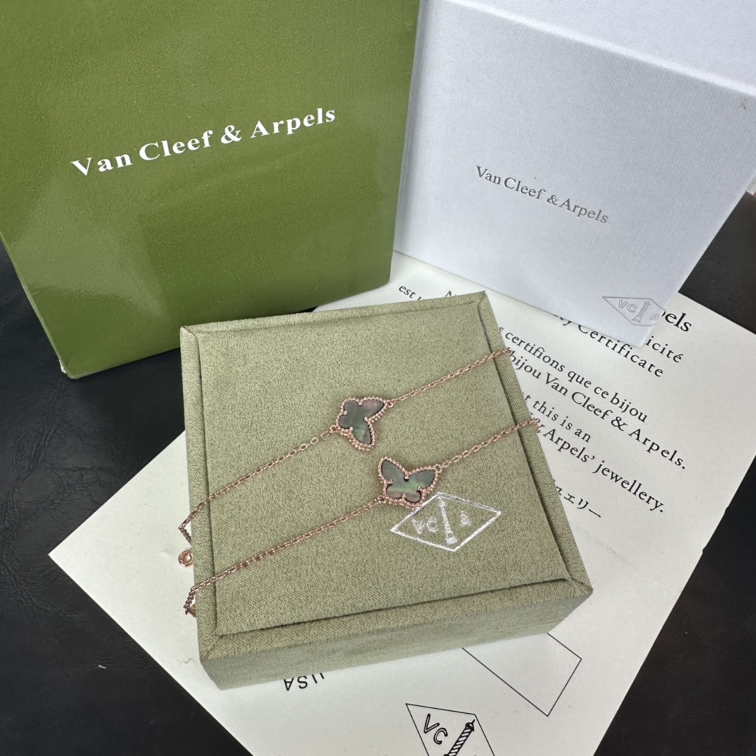 V*n Cl**f & Arpels Sweet Alhambra Bracelet