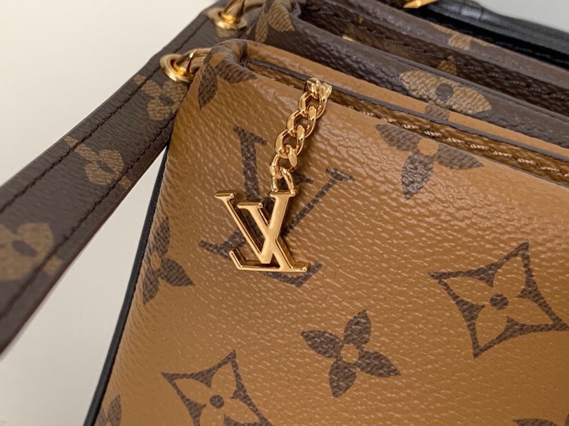 LV3 POUCH