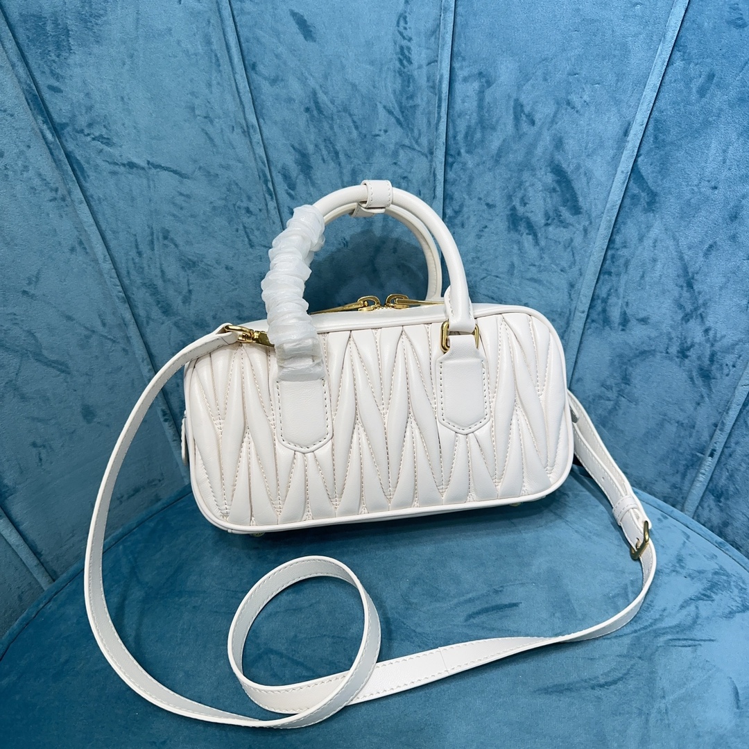 Matelassé Soft bag