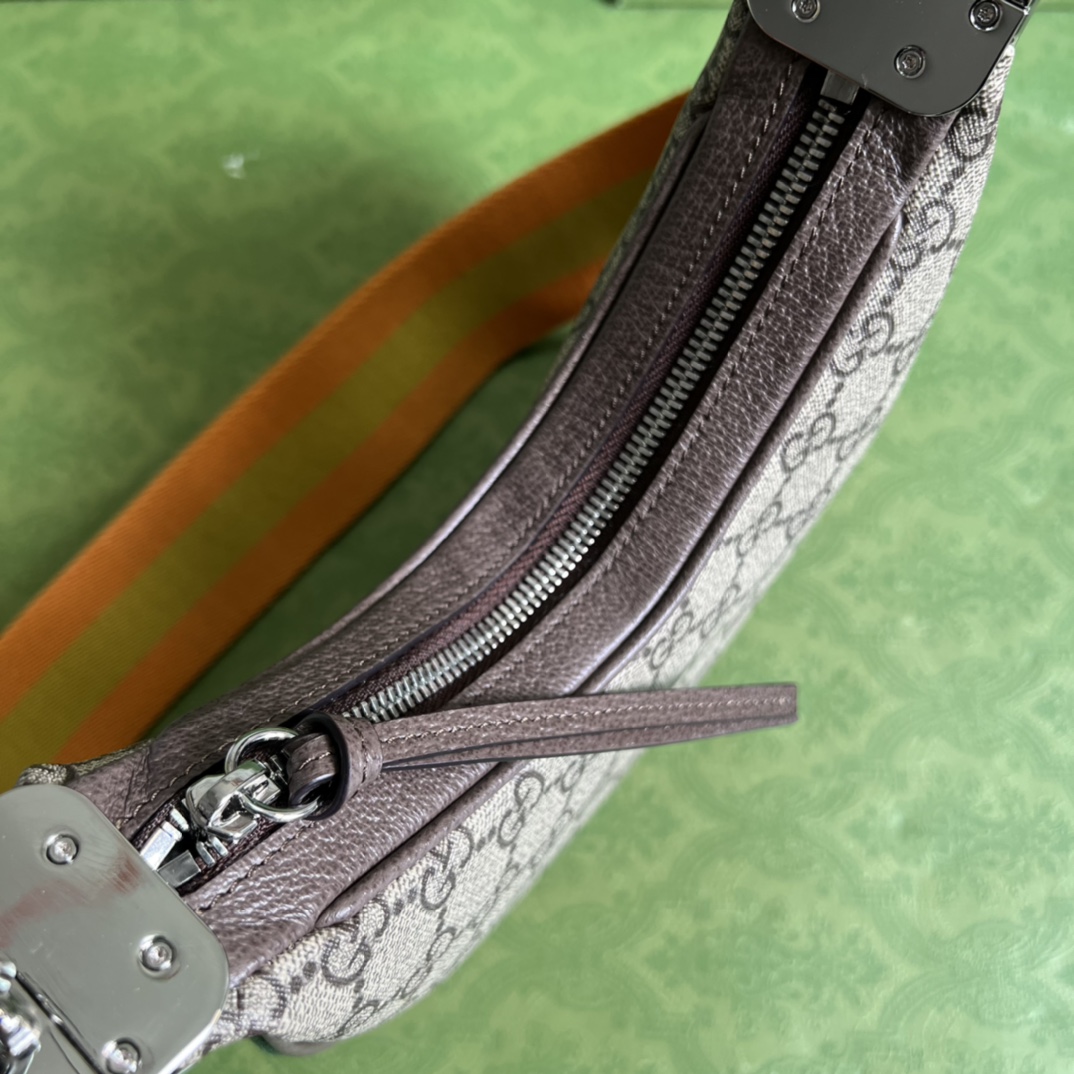Gvc*1 Attache small shoulder bag