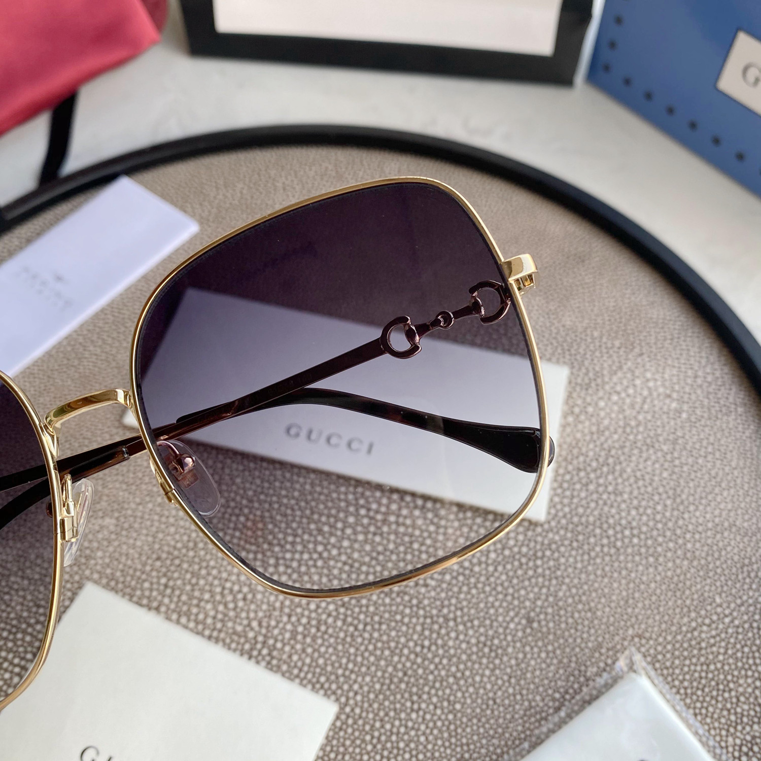 SQUARE-FRAME SUNGLASSES