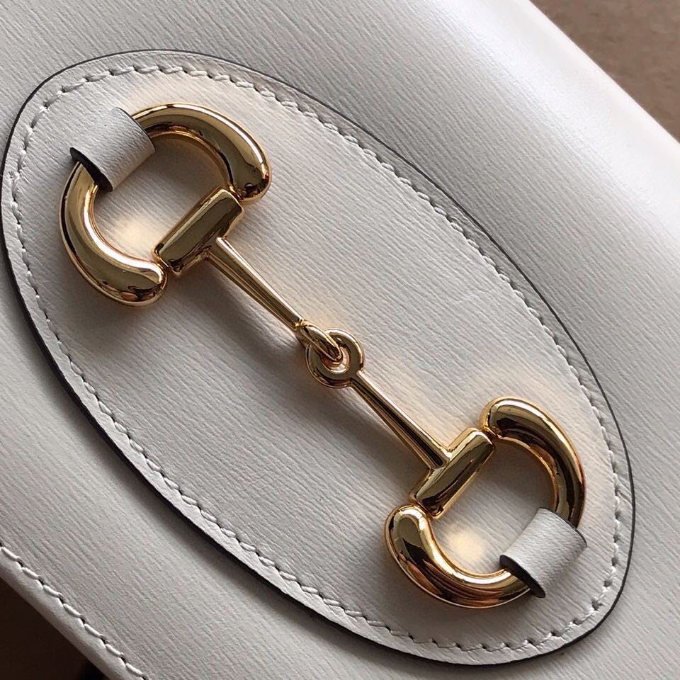 Gvc*1 Horsebit 1955 wallet with chain