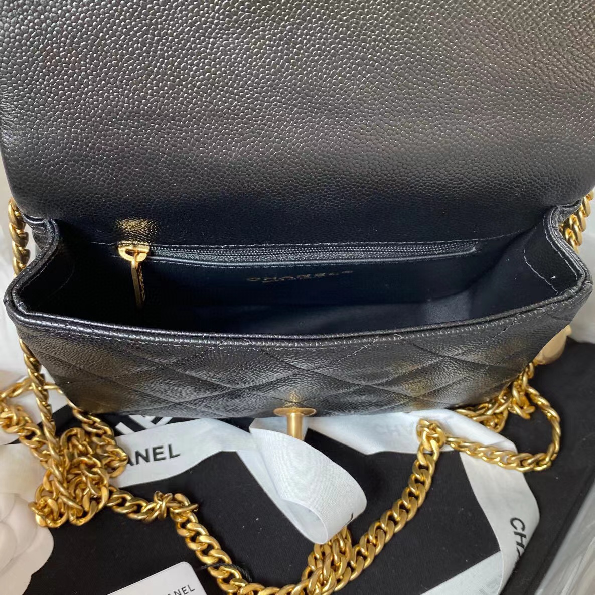 Ch**el golden ball in medium