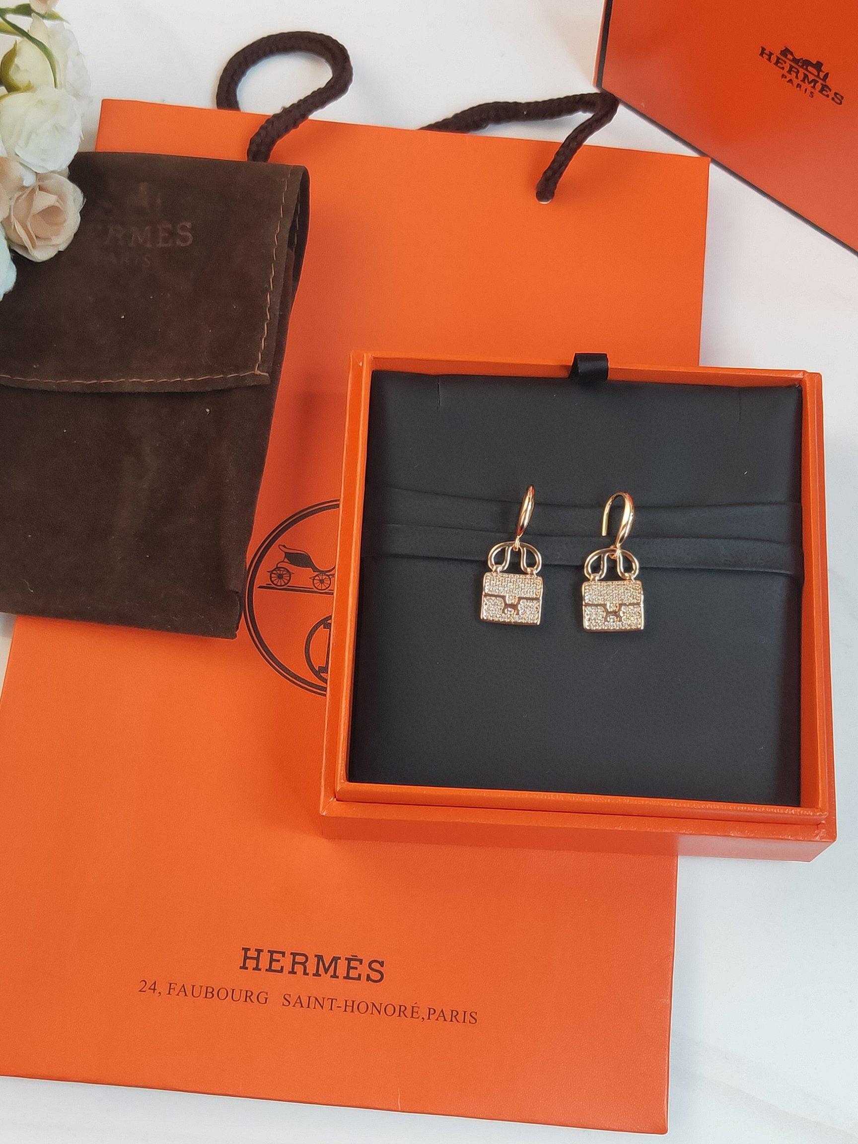 H**me5 Constance Amulette Earrings