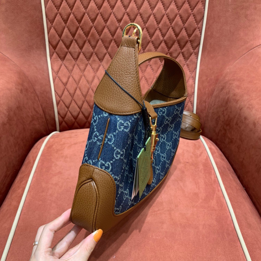 Gv*c1 denim handbag