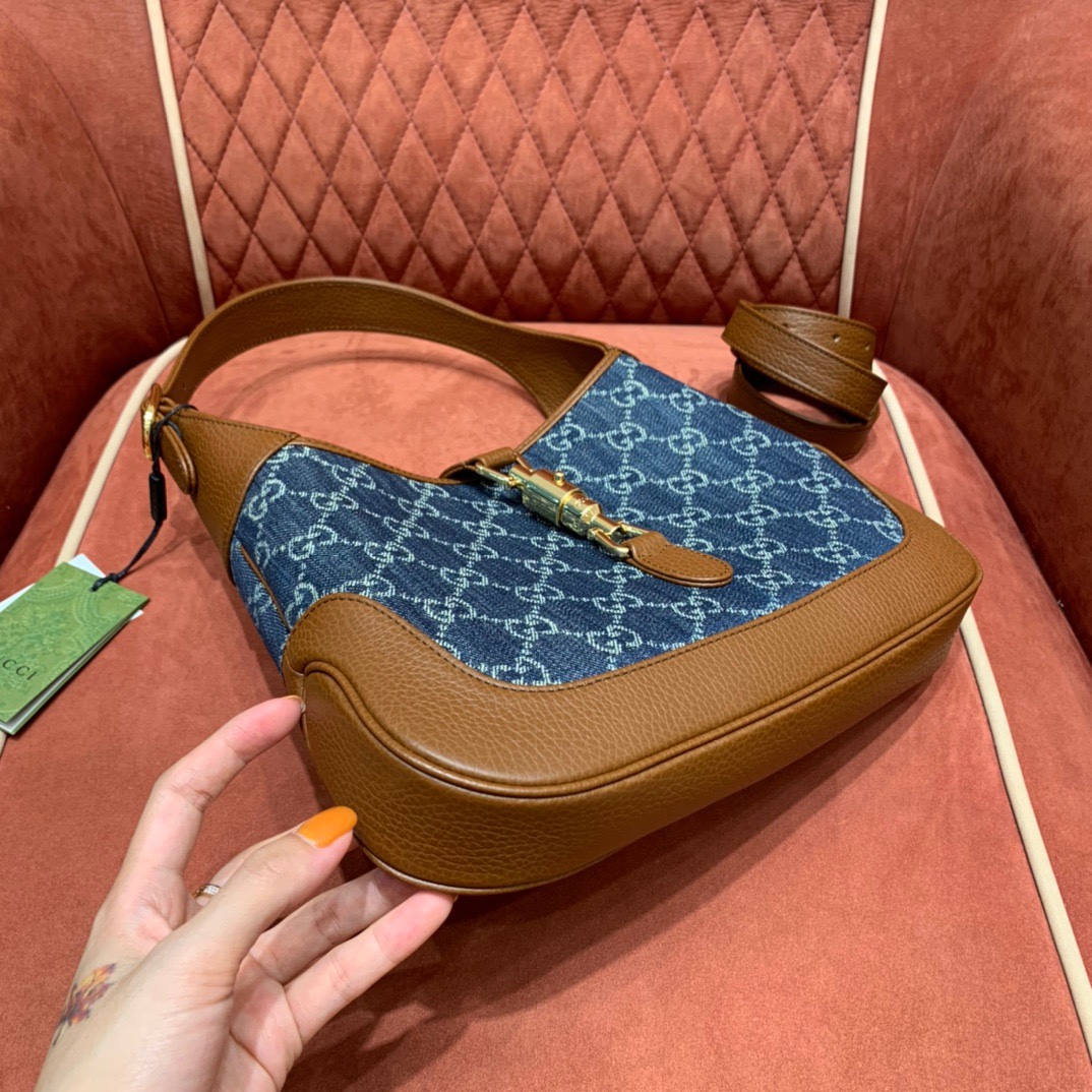 Gv*c1 denim handbag