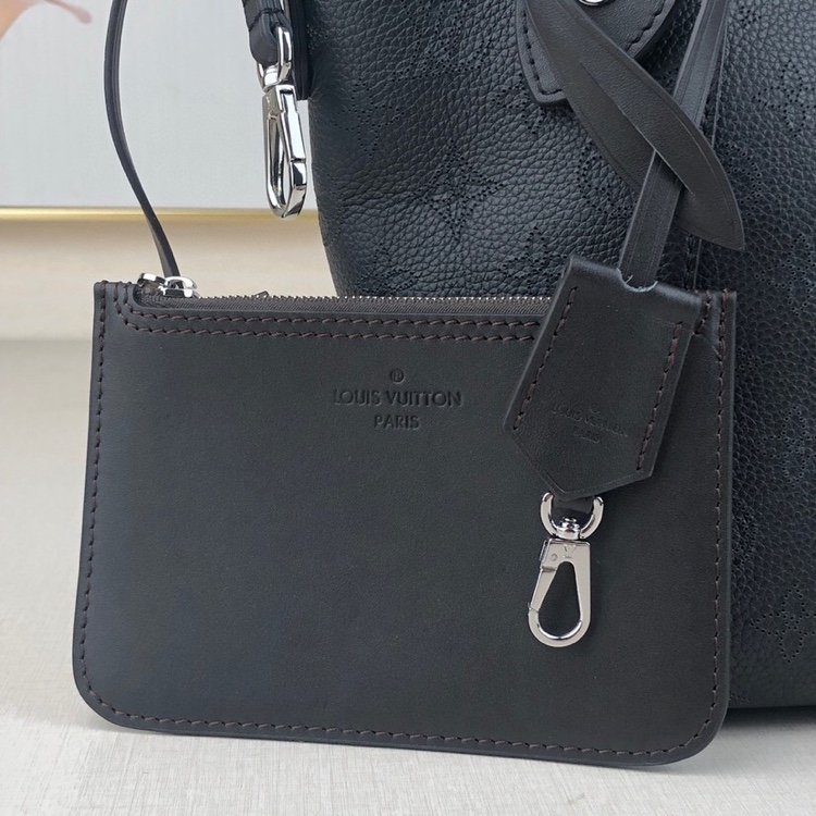L0vis Vvtt0n Mahina Leather Hina PM
