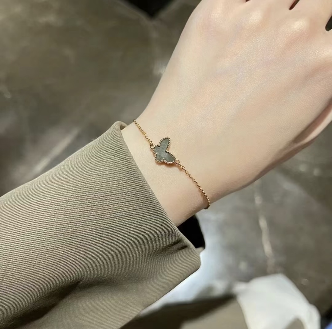 V*n Cl**f & Arpels Sweet Alhambra Bracelet