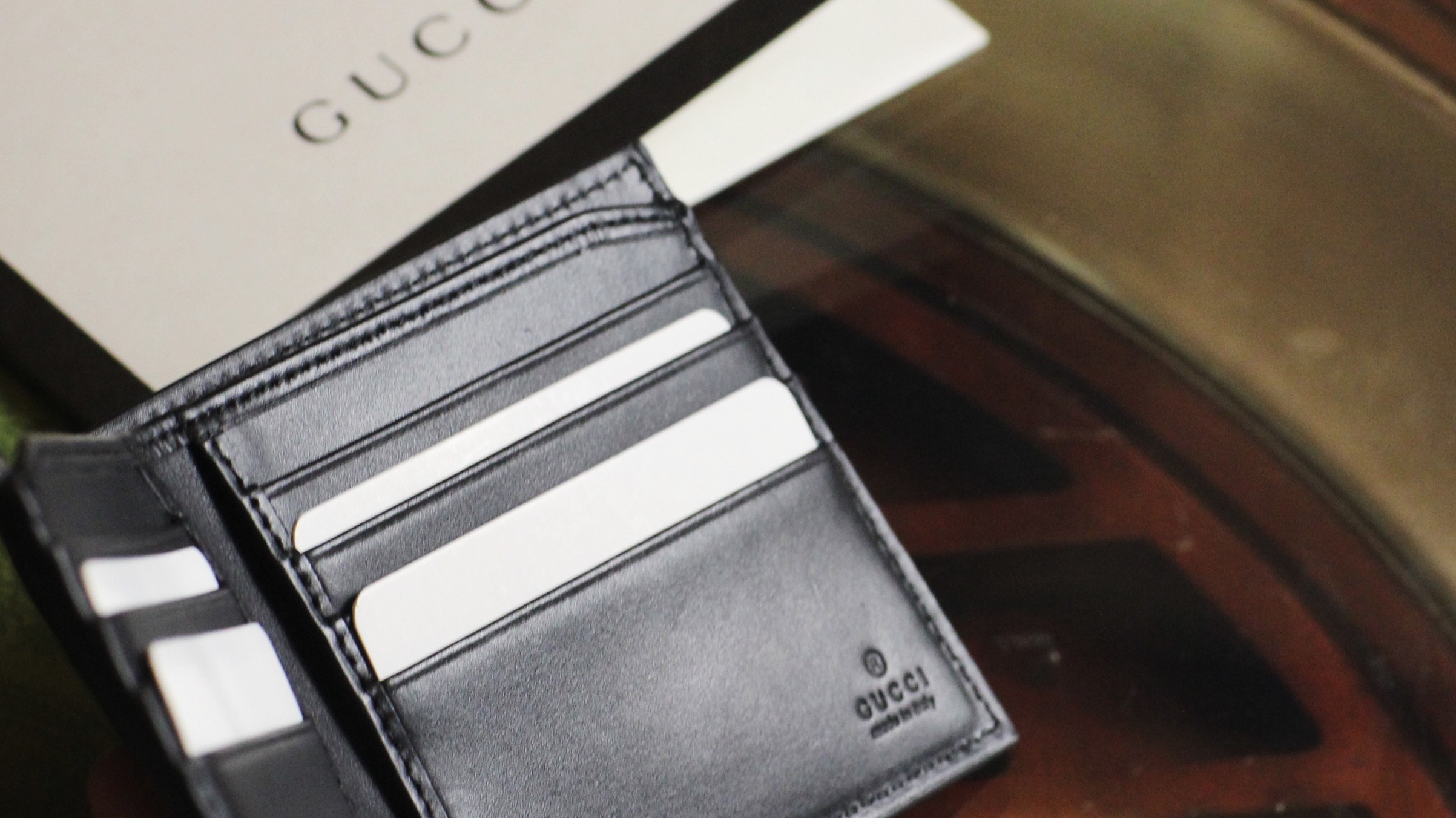 Gvc*1 Signature wallet