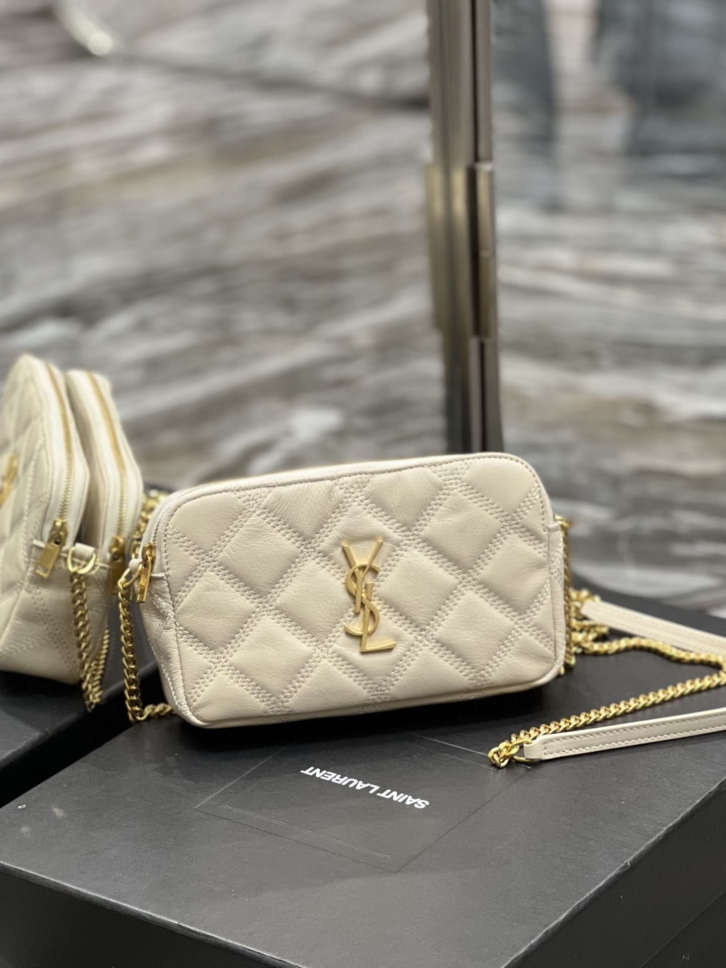 Sa1nt Lau*nt BECKY double-zip pouch in quilted lambskin