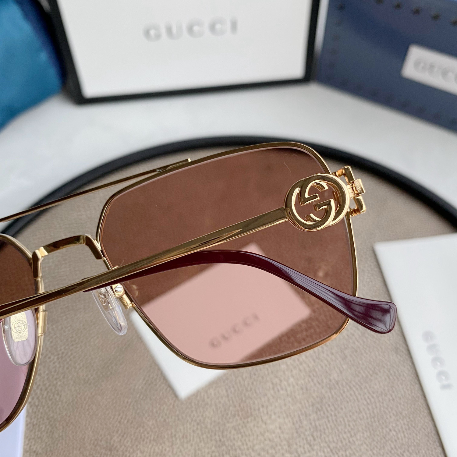 Gvc*1 Navigator frame sunglasses