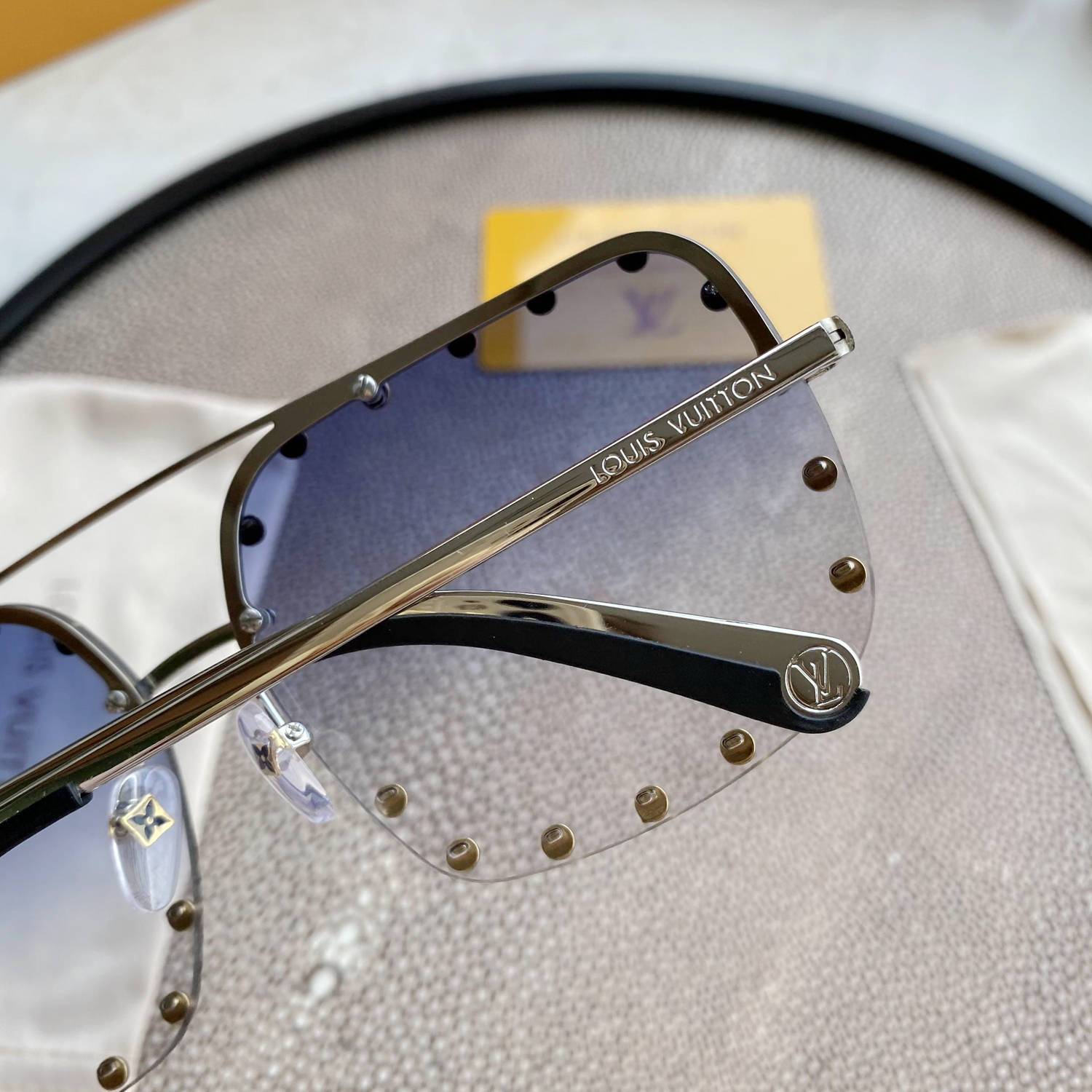 New D1am0nd Inlaid Women’s Flat Mirror Anti Blue Mirror Computer Goggle Play Phone Eye Protection