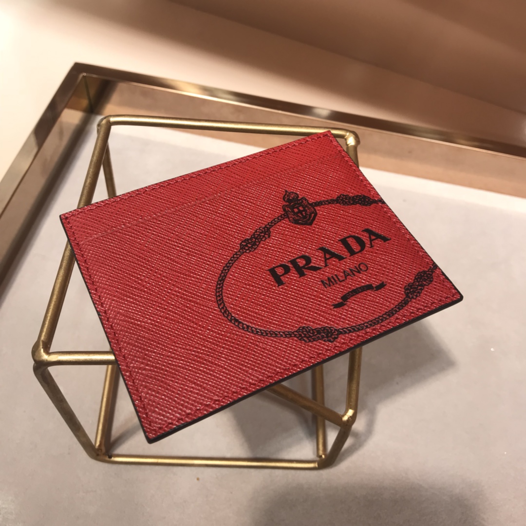Pra*a clutch