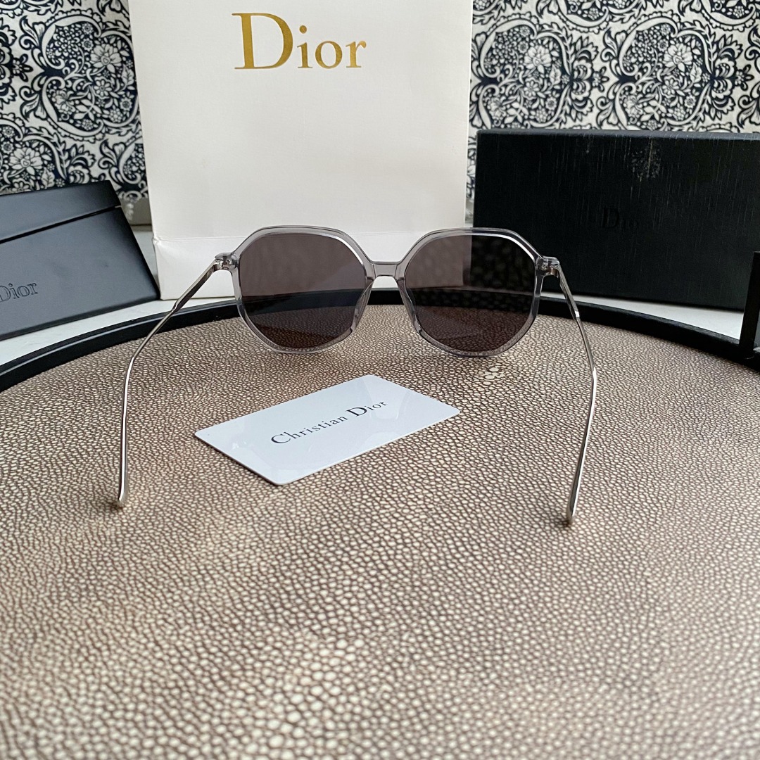 Round Sunglasses