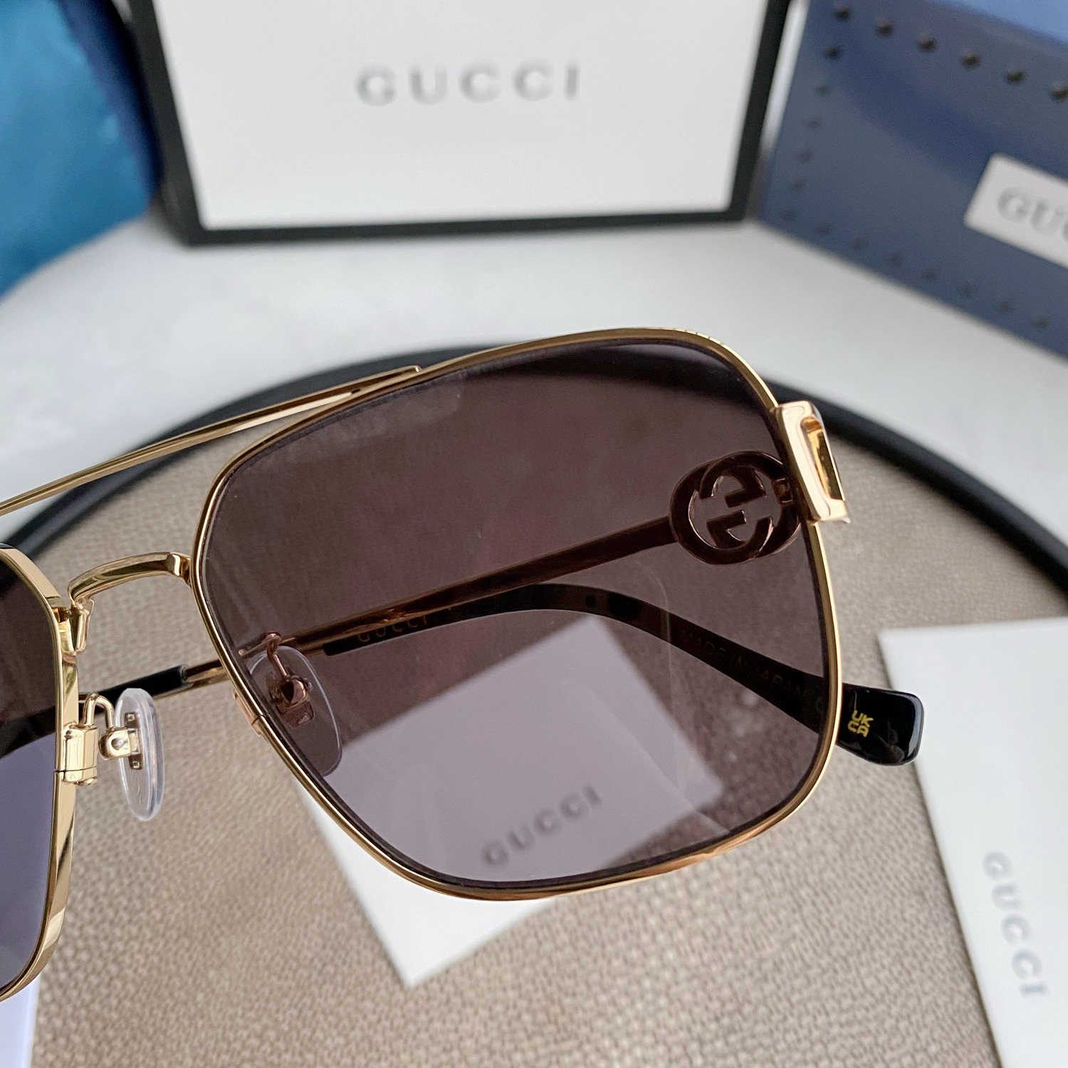 NAVIGATOR FRAME SUNGLASSES