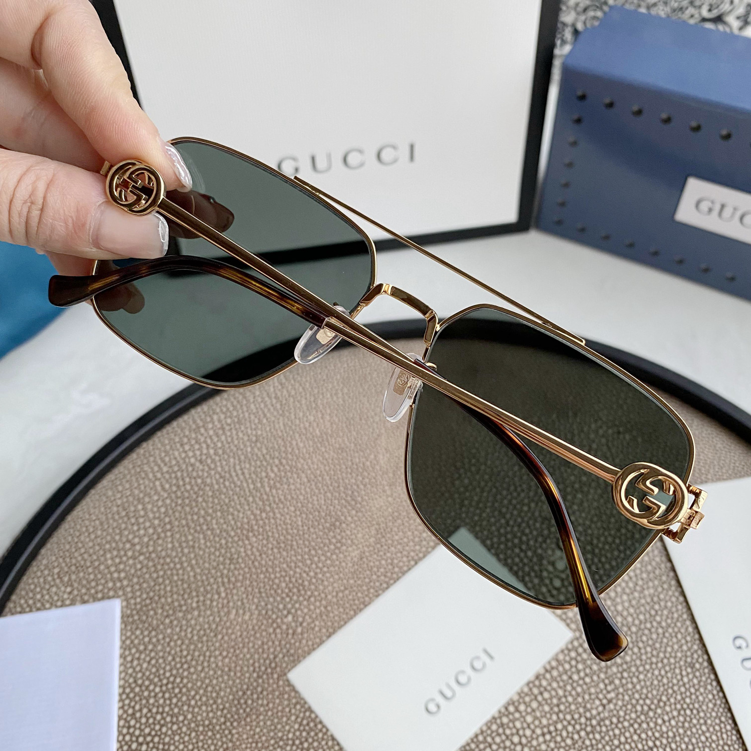 NAVIGATOR FRAME SUNGLASSES