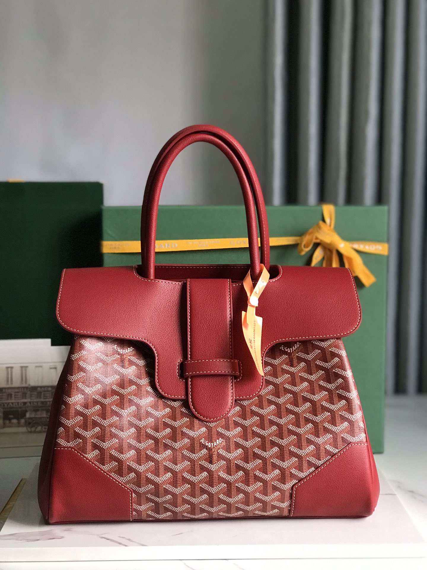 Saigon Tote bag