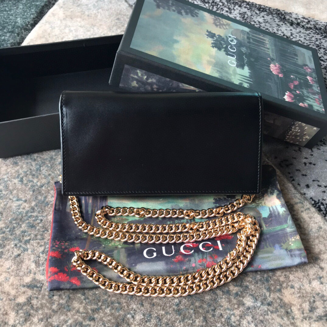 Gvc*1 Horsebit 1955 wallet with chain
