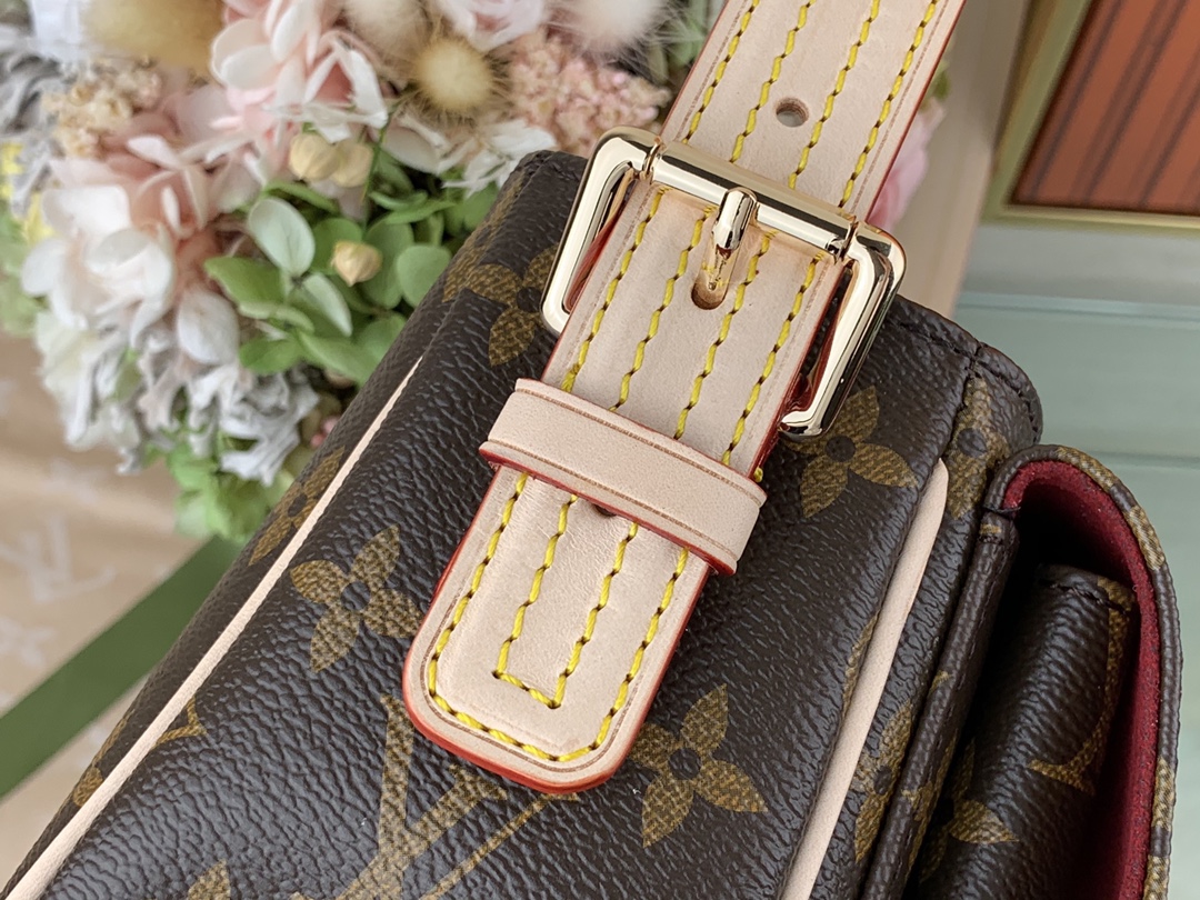 L0vis Vvtt0n Viva Cite Monogram Shoulder Bag