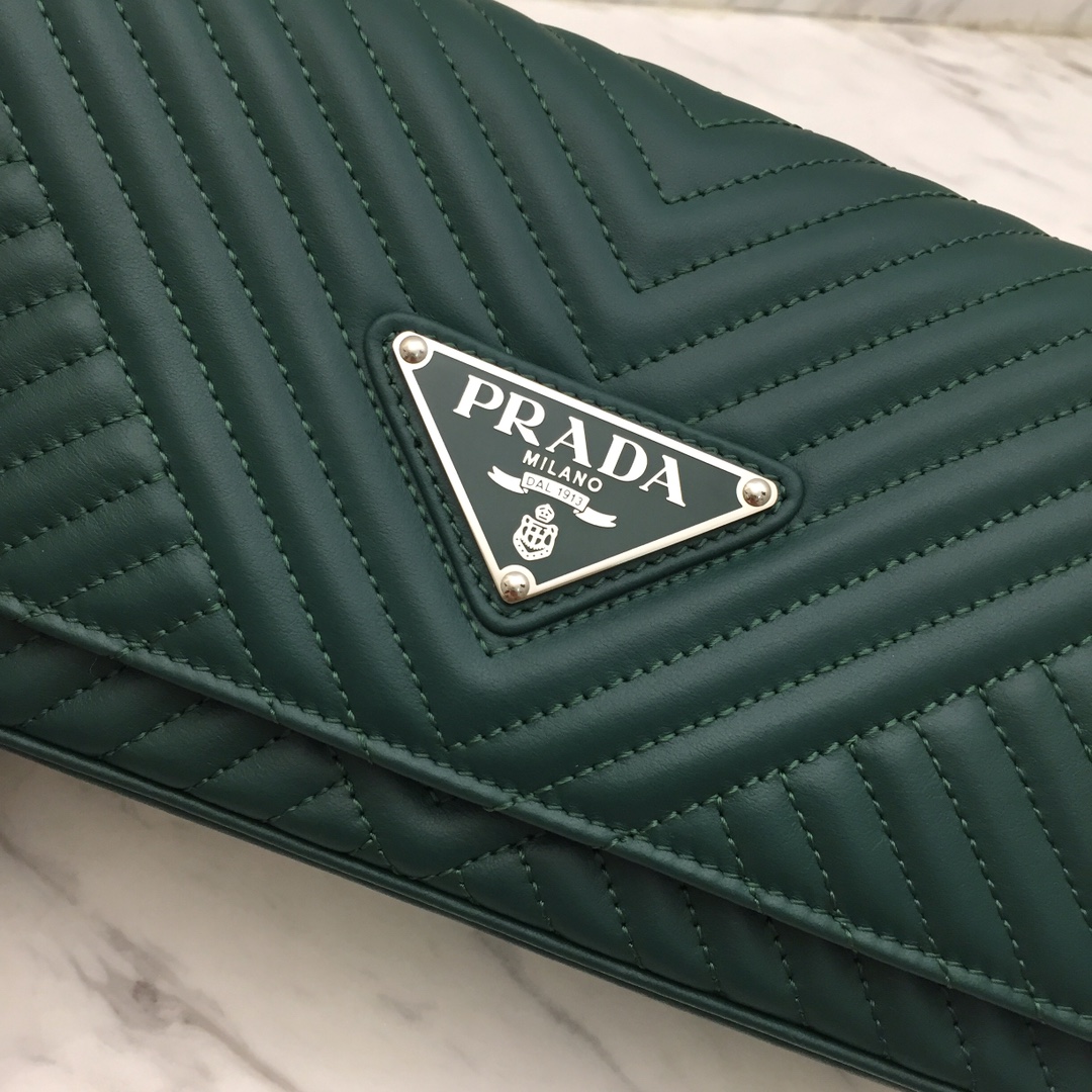 Pra*a Diagramme bag