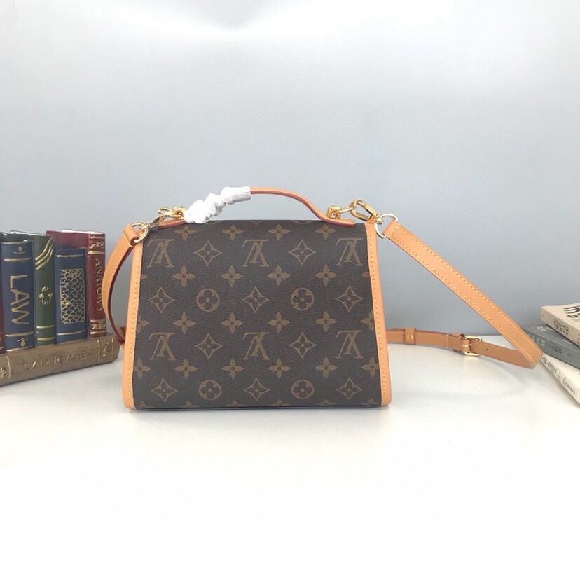 LV IVY
