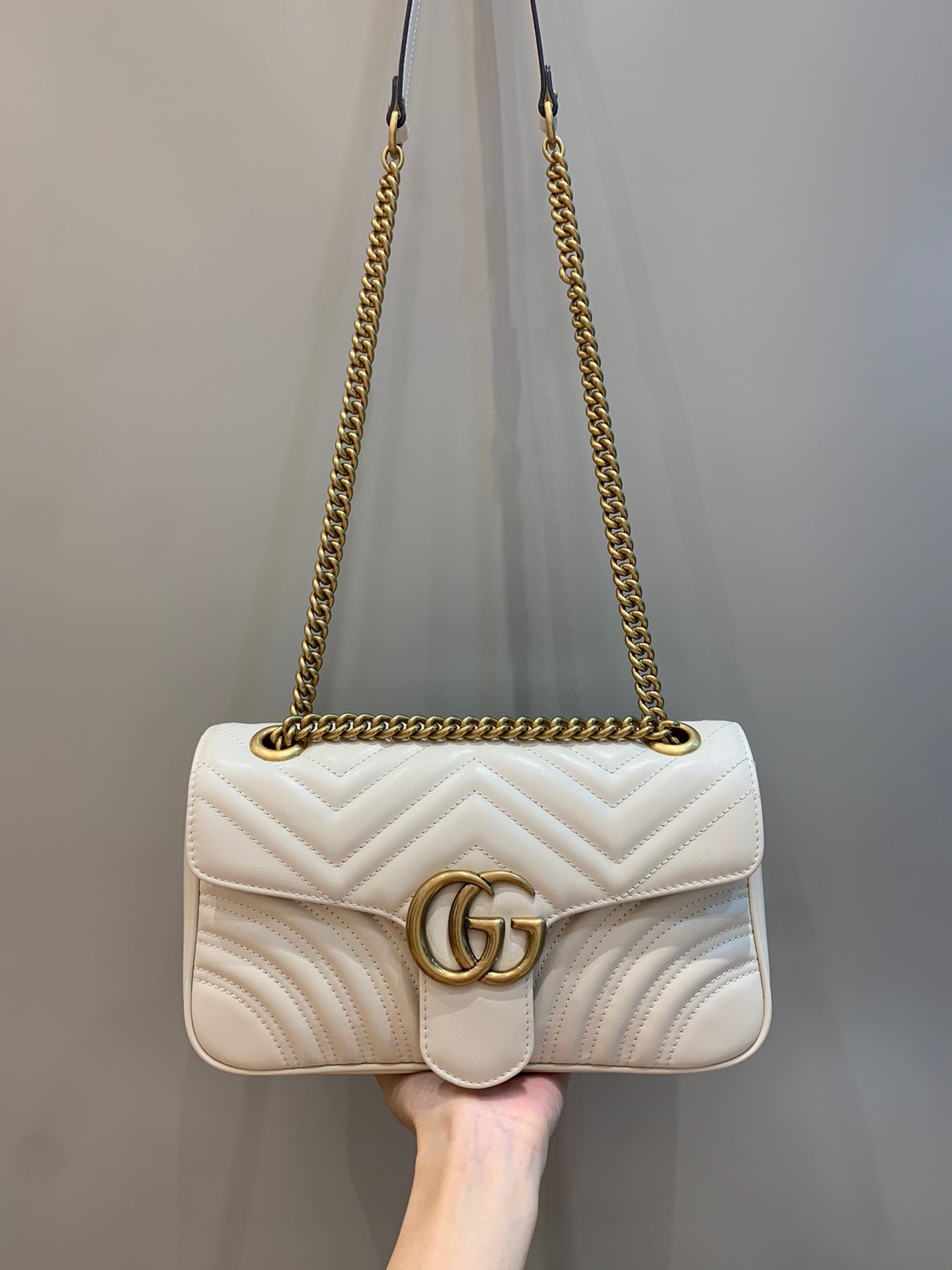 Classic flap bag